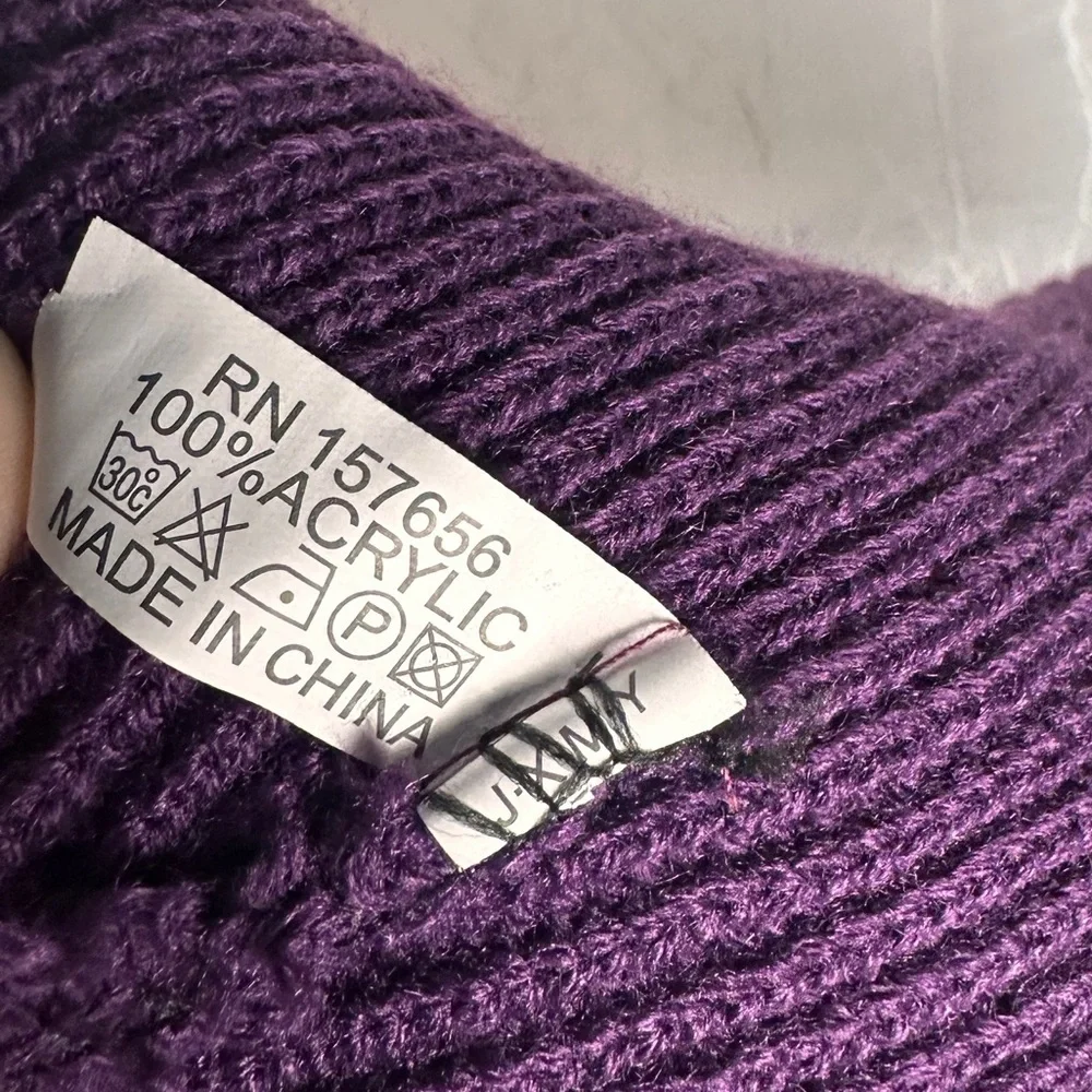 3/$20 💥 Kids‎ Panda Patch Purple Beanie Hat NWOT